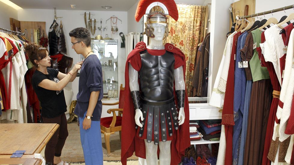 Resultado de imagen de trajes arde lucus