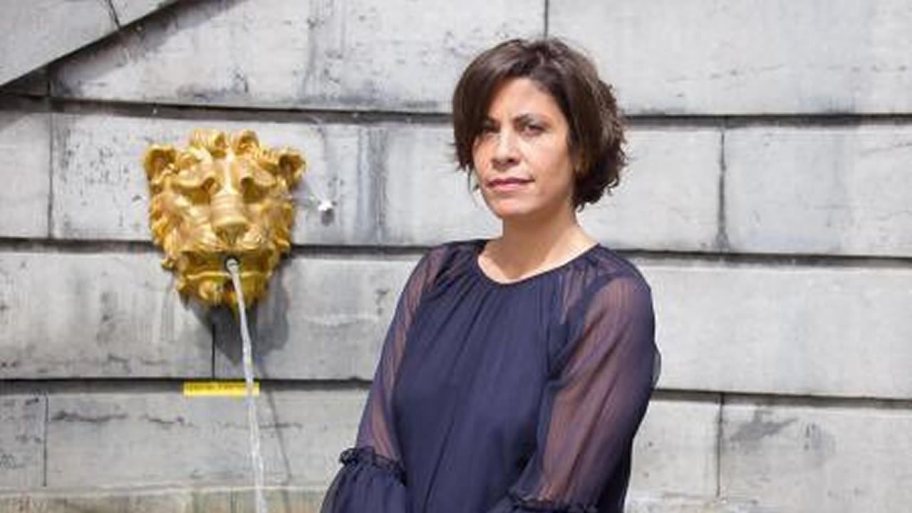 Deborah Lacey forecasting Selenis Leyva recommendations