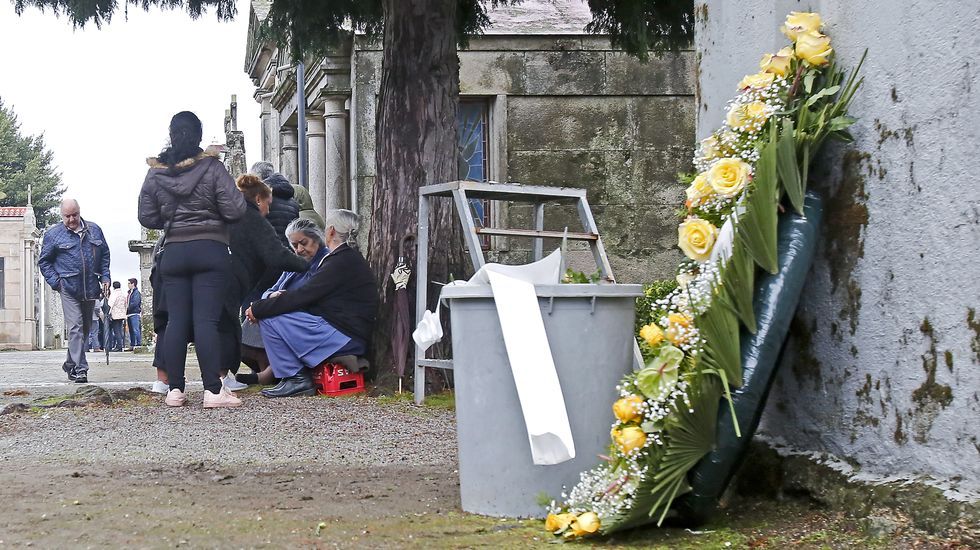 Día de Difuntos en el cementerio de San Mauro