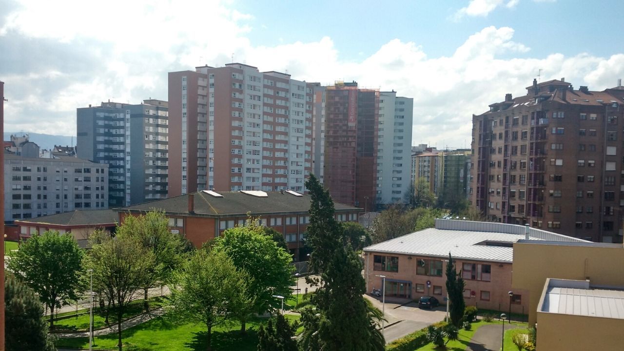 CriaderoCanino.El barrio de Laviada, en Gij�n