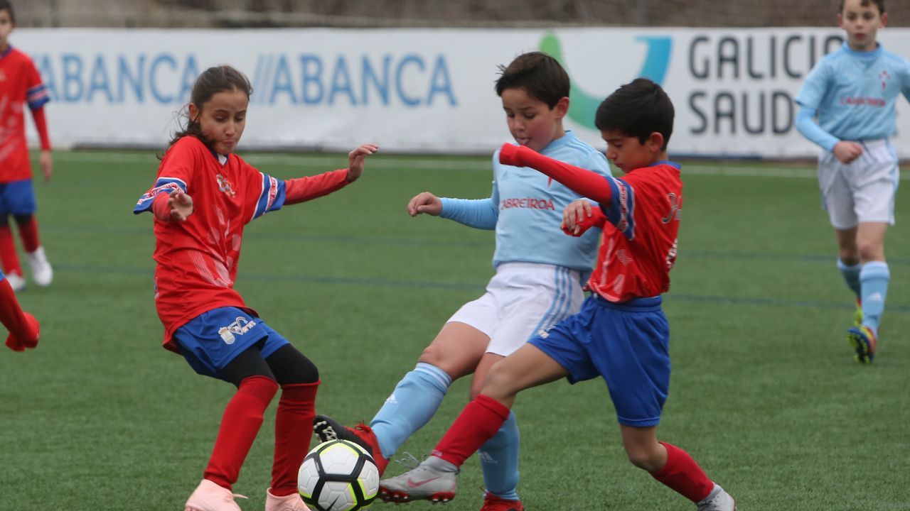Fútbol para las vacaciones.El Ourense CF organizó una edición más de su Memorial Patelo