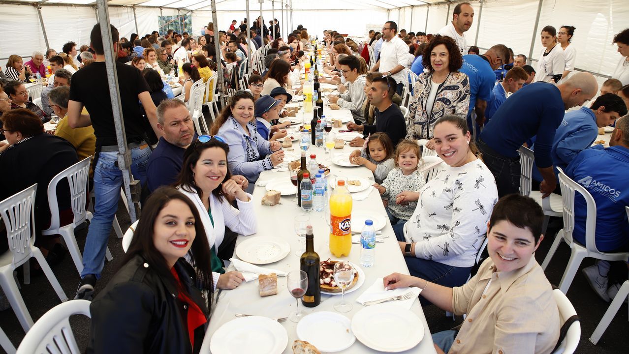 JORNADA DE FAMILIAS EN AMICOS. COMIDA