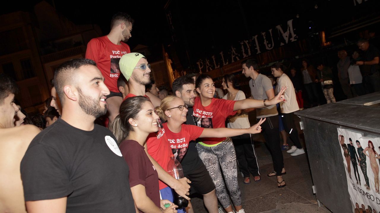 FIESTAS DEL CARMEN DE PORTO DO SON, ÚLTIMO DÍA. FIESTA DEL AGUA Y FUEGOS ARTIFICIALES.