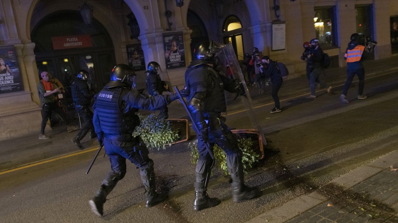 Imagen de las calles de Barcelona durante los disturbios