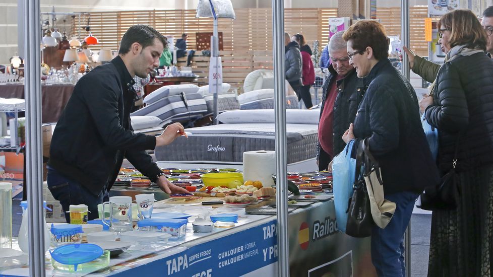 Feria de las rebajas Stock Pontevedra