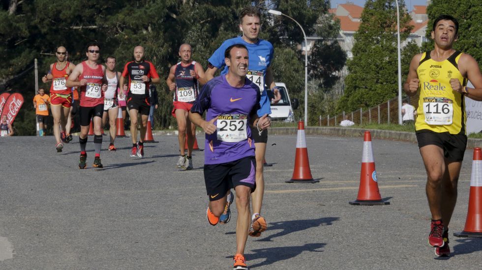 III Carrera pedestre popular Ruta dos en parque de Acea da Ama en Culleredo