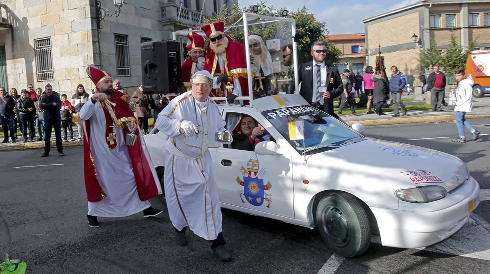 Desfile del Momo de Vilanova de Arousa