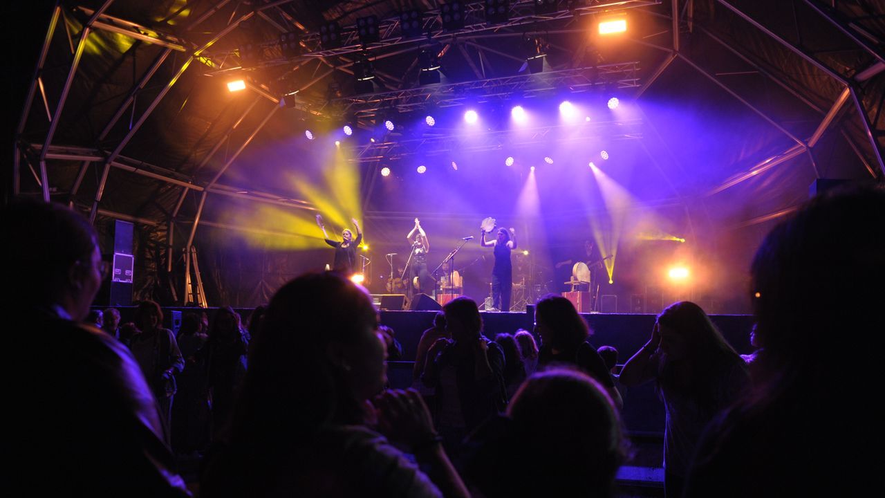 Público en el concierto de Tanxugueiras