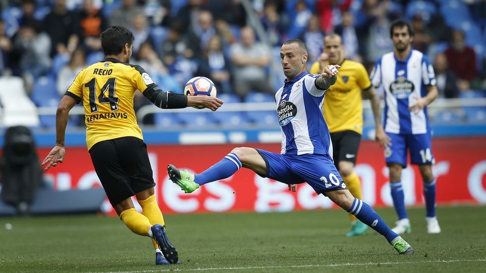 Joselu cabecea el 1-0