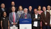 El director de la Real Academia Española y presidente del jurado del Premio Princesa de Asturias de las Letras 2017, Darío Villanueva, durante la lectura del acta del jurado