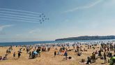 Miles de personas presencian el Festival Aéreo de Gijón