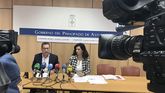 El consejero de Educación, Genaro Alonso, y la directora general de Universidades, Cristina Valdés