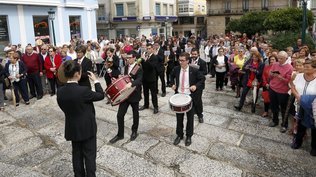 FIESTAS PATRONALES DE RIBEIRA, PROCESIÓN Y MISA DE SANTA UXÍA.