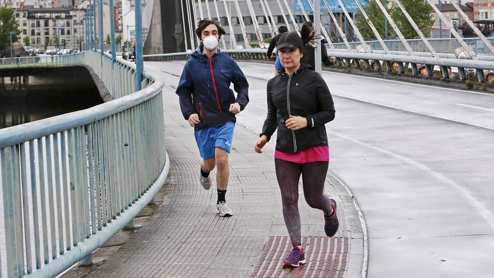 Deportistas durante el primer día de la desescalada