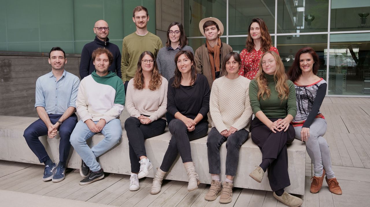 Una incisi�n de 8 cent�metros y una recuperaci�n r�pida: as� es el primer trasplante de pulmones robotizado. En la imagen, detalle donde el sabor de un neurotransmisor qu�mico ha sido reemplazado por el color del fot�n. La neurona de color azul cian es presin�ptica para el amarillo y el rojo y, por lo tanto, controla su actividad utilizando luz de ese color cian