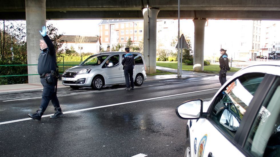 Pocos trabajadores en el Concello de Ferrol. Solo se atienden casos urgentes
