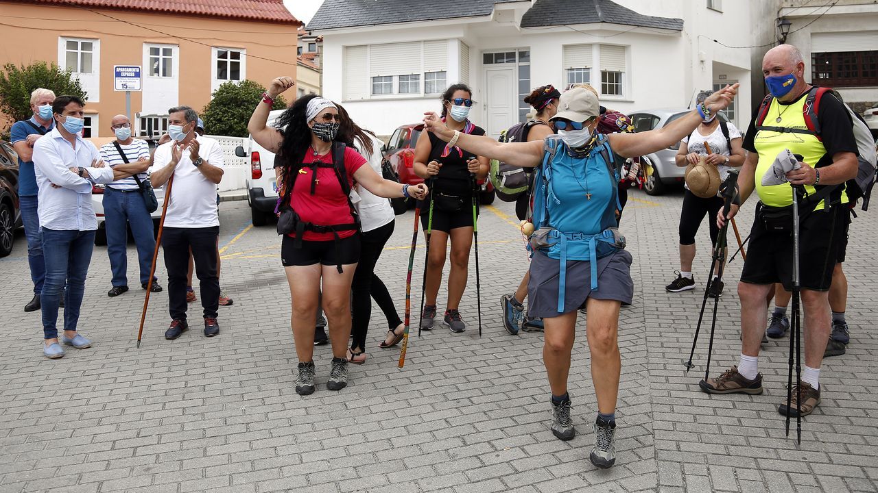 conmemoracion da chegada dos primeiros peregrinos polo camiño a orixe. os alcaldes recorrerán o ultimo tramo, desde o porto ata a igrexa en Corrubedo