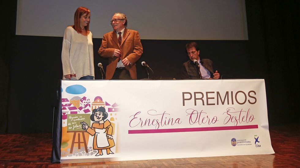 Entrega de premios Ernestina Otero en el Teatro Principal