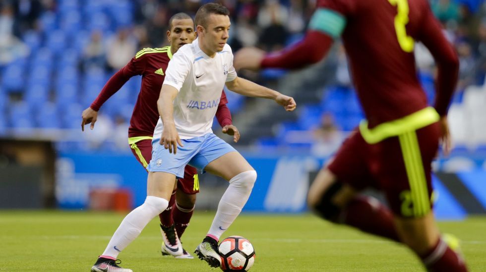 Foto de formación del Galicia-Venezuela del 2016 en el que coincidieron Denis, Sergio, Aspas y Hugo Mallo