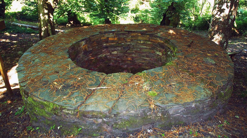Un antiguo caleiro u horno de cal en la localidad de Cereixido, en Quiroga