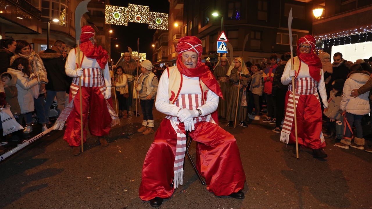La tradicional foto en el regazo de los Reyes, para avisarles de lo que les hemos pedido