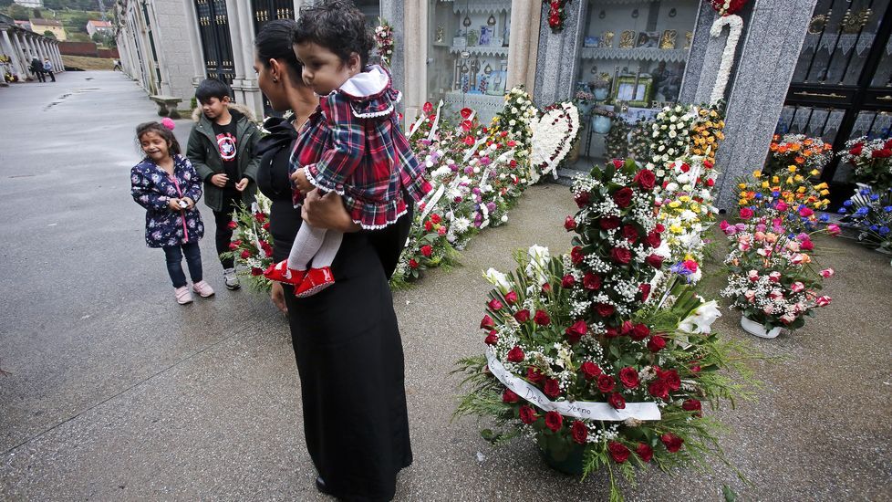Día de Difuntos en el cementerio de San Mauro