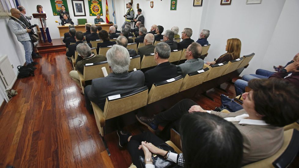 Entrega de medallas en la Policía Nacional