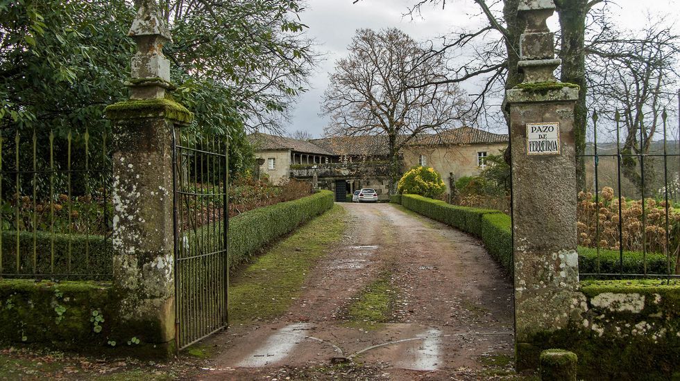 Entrada de la finca del pazo de Ferreiroá