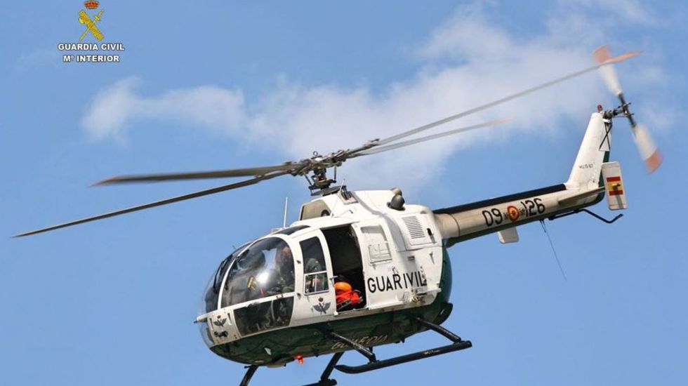 Helic�ptero de la Guardia Civil de Monta�a.Helic�ptero de la Guardia Civil de Monta�a