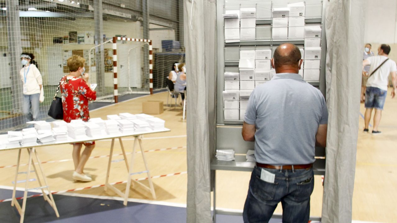 Votaciones del 12-J en Narón