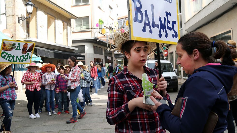 Proyecto Voz Natura del Colegio Jaime Balmes celebrando el día da terra