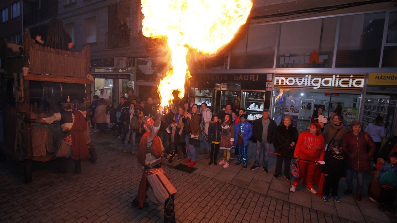 RESUMEN DEL AÑO 2019.DESFILE DE CARNAVAL POR LAS CALLES DE BOIRO