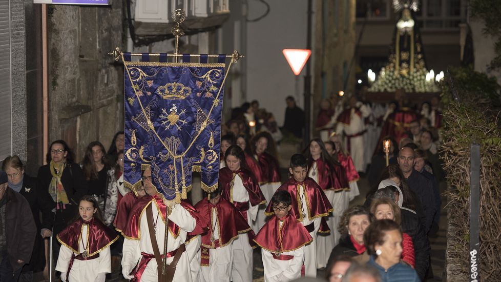 Procesión de Viernes de Dolores en Fisterra