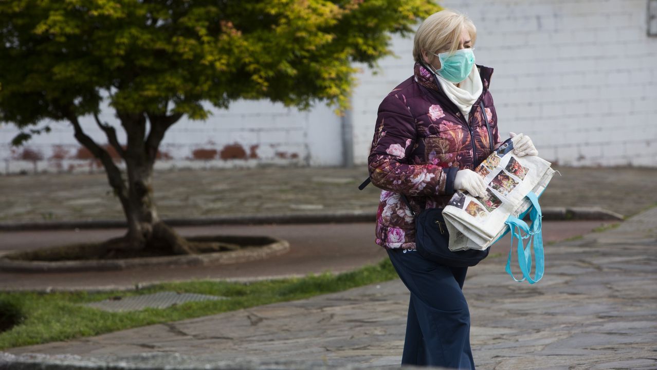 En Carballo se protegen con mascarillas