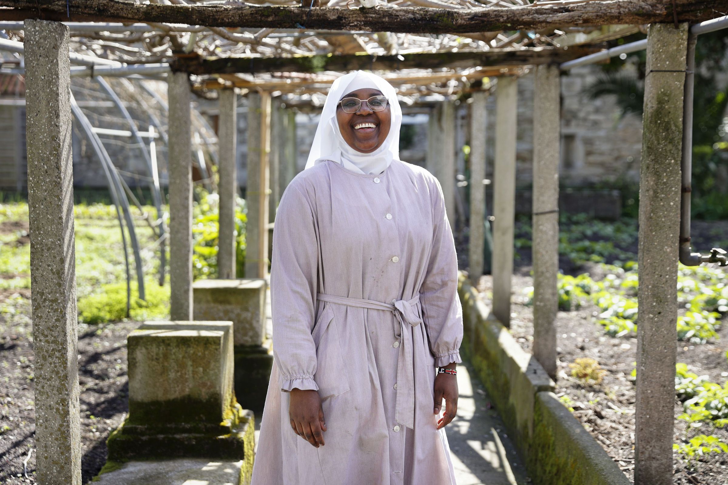 Sor Josefina lleg� al convento de Santa B�rbara de A Coru�a con 23 a�os�con el objetivo claro �de servir al Se�or�. Aunque no olvida a su gente de Kenia, dice que las hermanas clarisas son ahora su familia. �Estoy donde tengo que estar�, asegura.