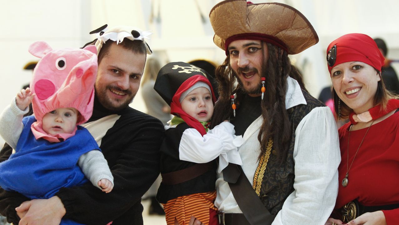 Fiesta de disfraces en la Cidade da Cultura