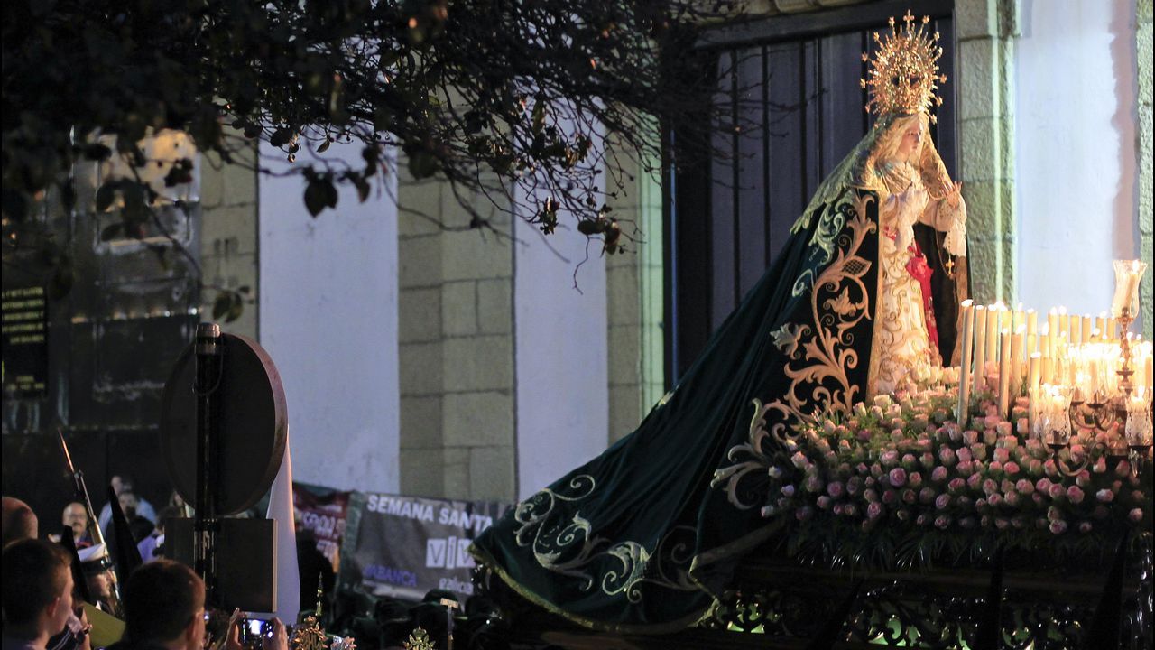 Martes Santo | Procesión de Jesús atado a la Columna y la Santísima Virgen de la Esperanza. Cofradía de Dolores