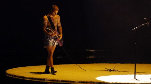 Los estilismos m&aacute;s llamativos de los premios Grammy 2026