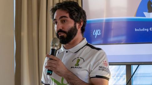 Rodrigo Barbeito, ajedrecista y soci&oacute;logo gallego: jaque mate a la exclusi&oacute;n social