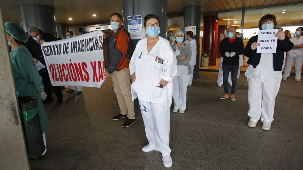 Concentración de sanitarios en el hospital Montecelo