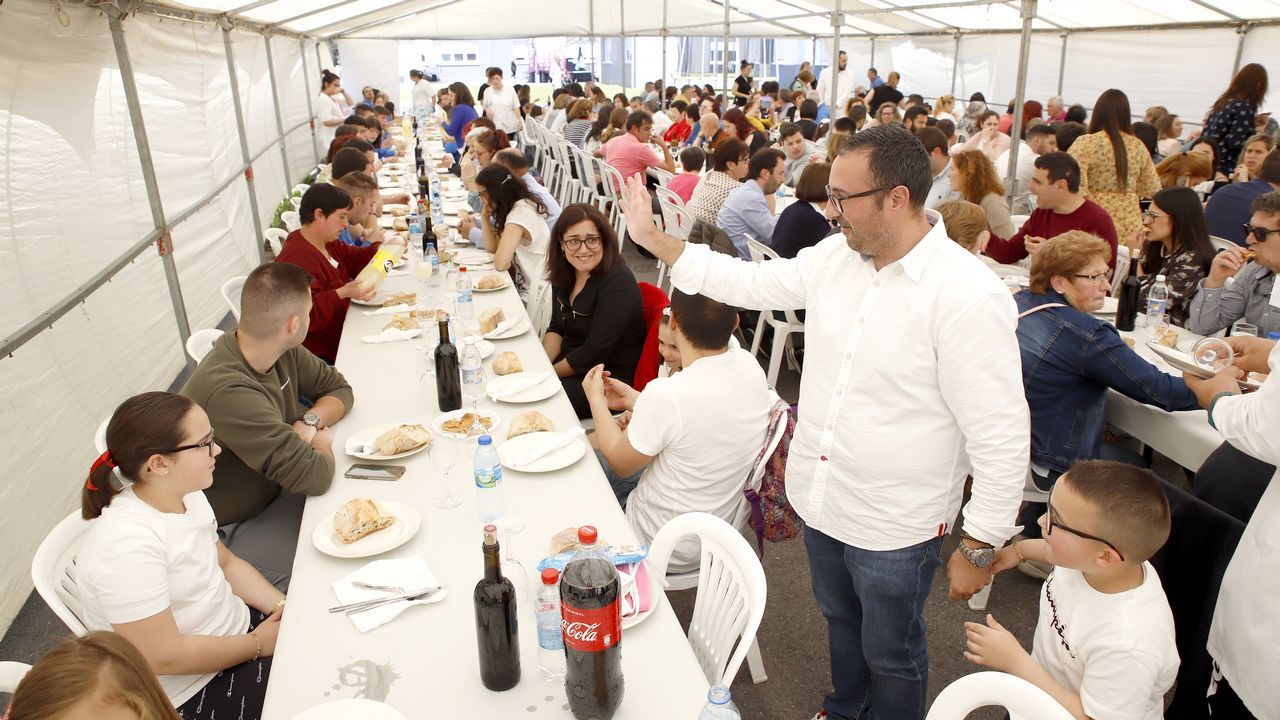 JORNADA DE FAMILIAS EN AMICOS. COMIDA