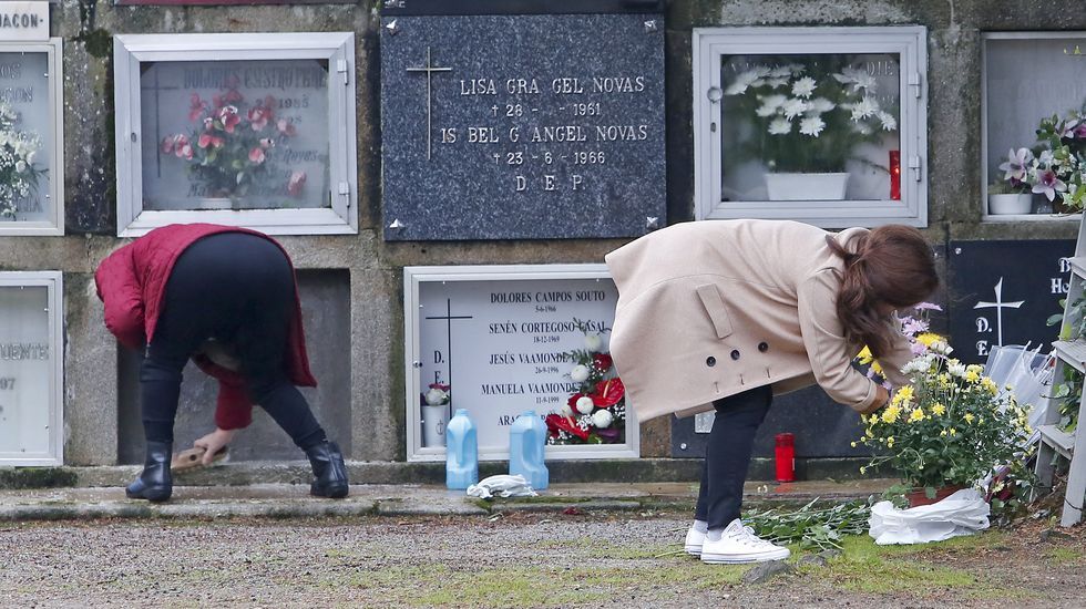 Día de Difuntos en el cementerio de San Mauro