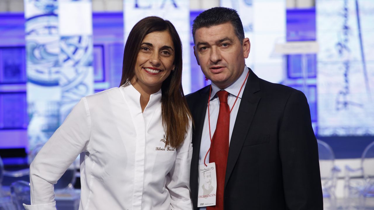 El cóctel corrió a cargo de Silvia Facal y Rafael Varela, de A Mundiña
