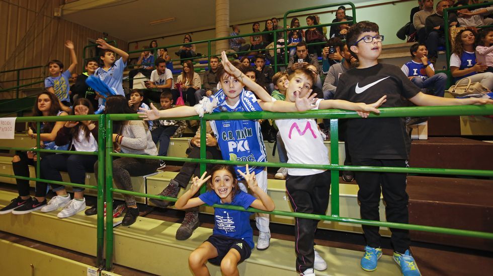 BALONCESTO MARÍN PEIXE GALEGO CONTRA PALMA AIR EUROPA