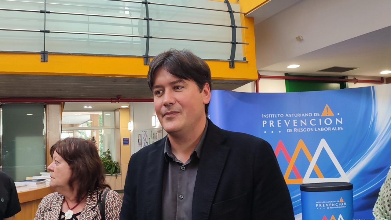 El consejero de Ciencia, Empresas, Formaci�n y Empleo, Borja S�nchez
