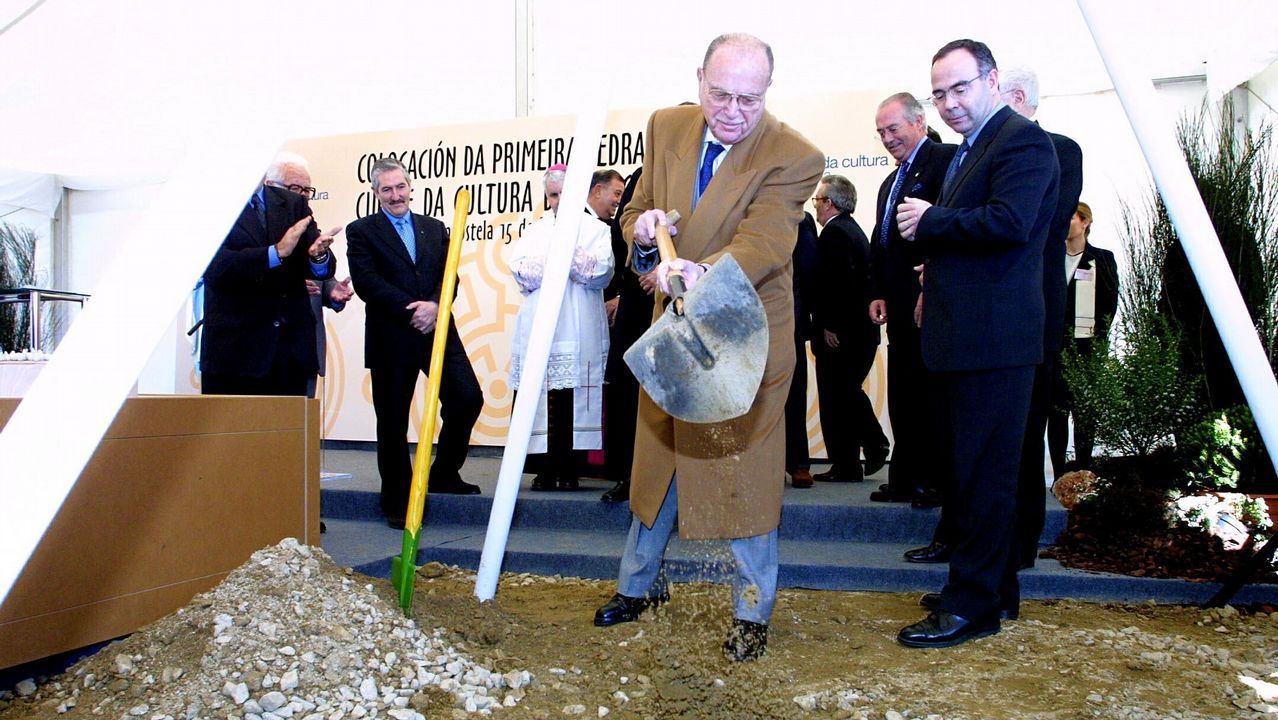 Colocación de la primera piedra de la Cidade da Cultura.