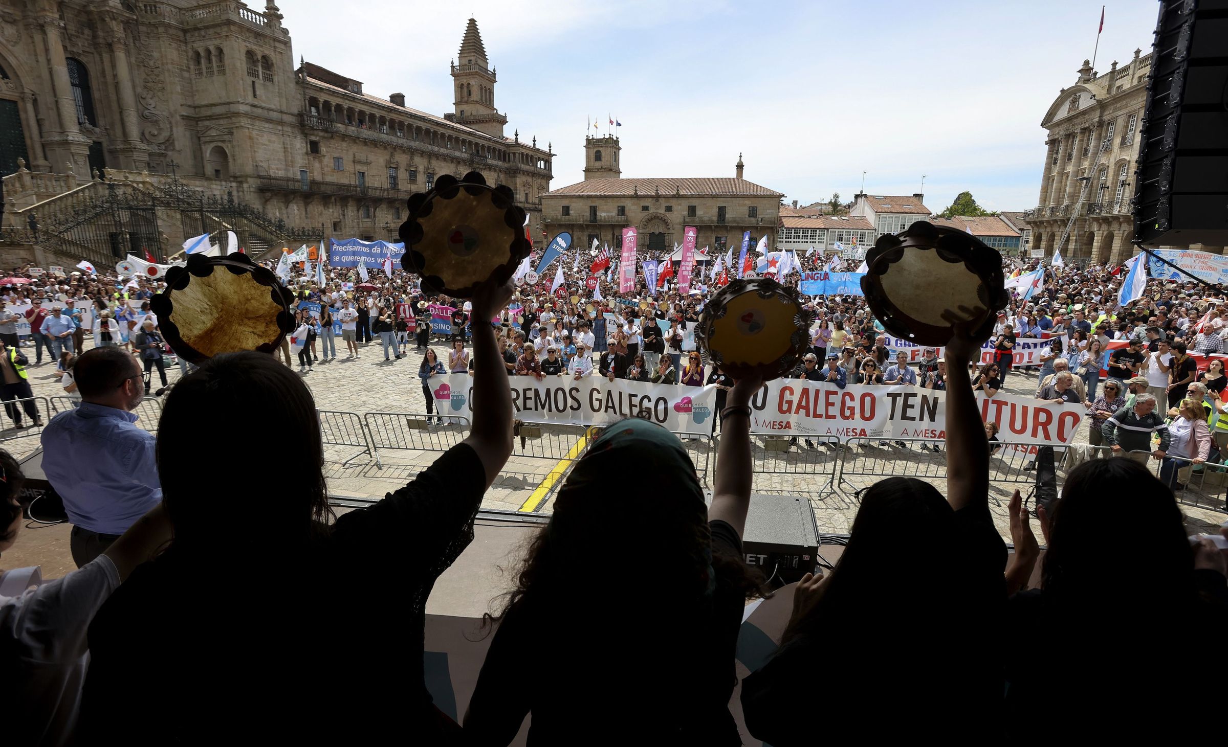 ManifestacinQueremos Galego na praza da Quintana. 17/05/2025