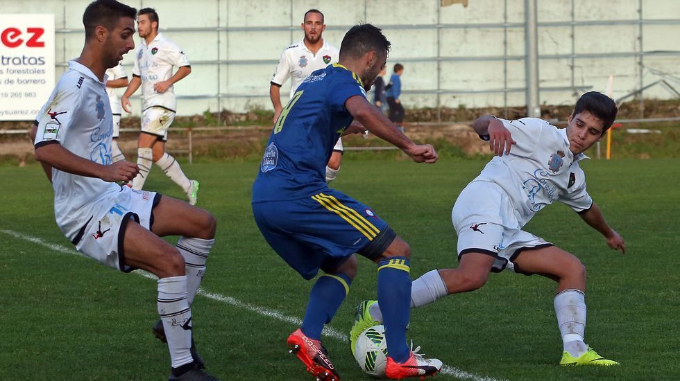 Partido de fútbol Segunda B entre Boiro y Celta B
