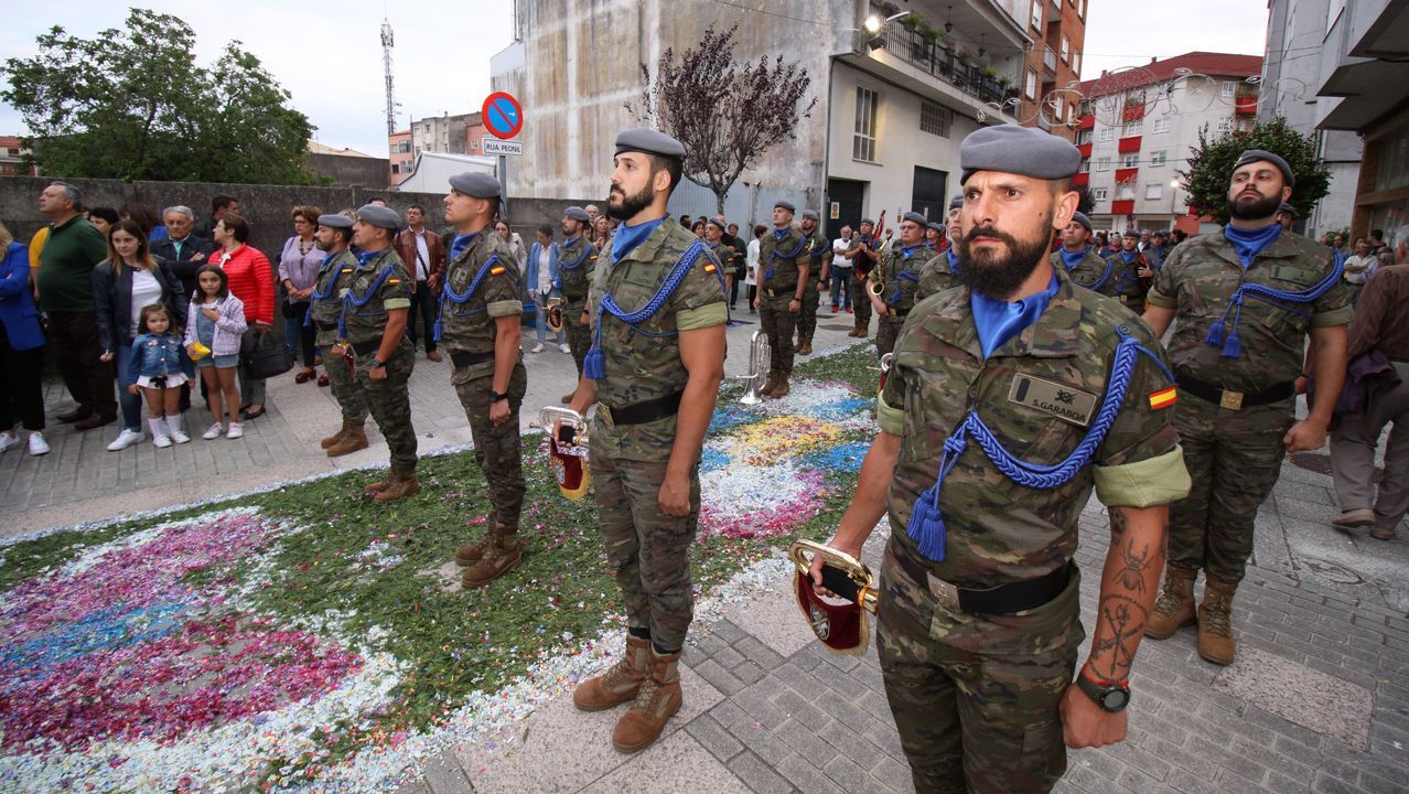 RESUMEN DEL AÑO 2019.PROCESION DEL SACRAMENTO POR LA ALFOMBRA FLORAL DE BOIRO