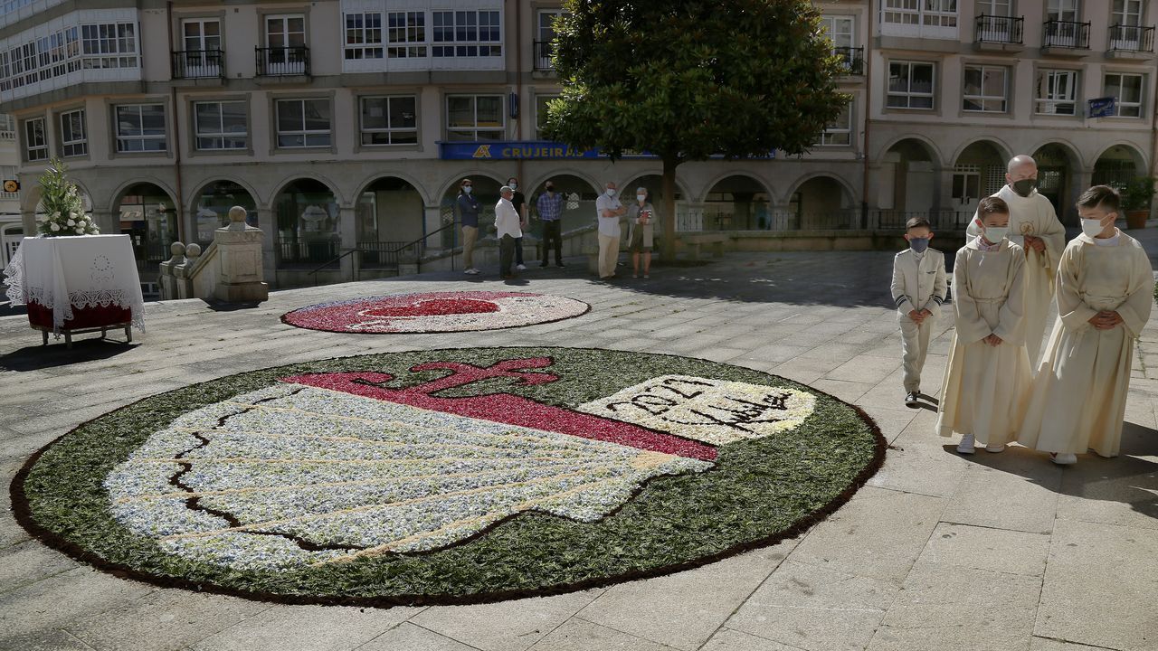 Alfombras florales en Ribeira